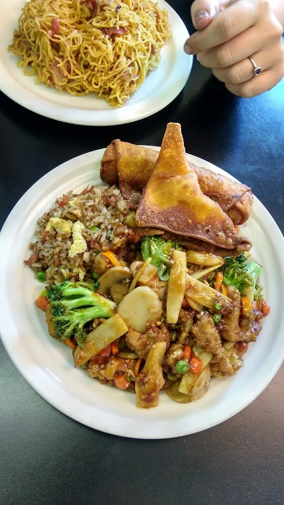 Orange Chicken Combo